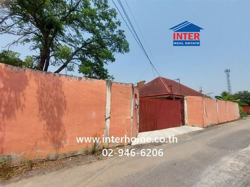 Land + 1-story detached house, 200 sq m. Land + detached house, near Safari World. Fashion Island Soi Hathairat 39, Soi Pimthong, Hathairat Road, Khlong Sam Wa District, Bangkok
