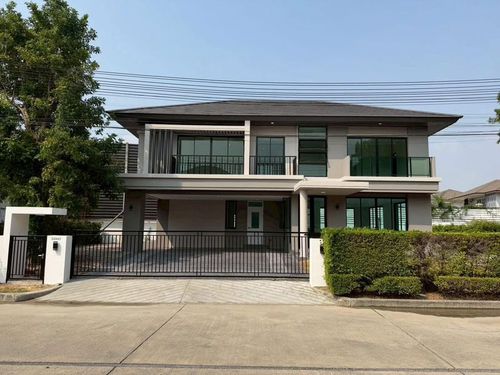 บ้านเดี่ยว 2 ชั้น หมู่บ้าน ณุศาศิริ ซิตี้ พระราม 2 (Nusasiri City Rama 2)  พร้อมสระว่ายน้ำส่วนตัว ขนาด 154.4 ตารางวา 3 ห้องนอน ตำบลบางน้ำจืด เมืองสมุทรสาคร จังหวัดสมุทรสาคร