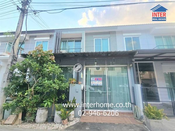 Townhouse, 2 floors, 21 sq m, Vista Avenue Village, Watcharaphon, Watcharaphon Road, Sukhapiban 5 Road, Theparak Road, Loyothin Road, Sai Mai District, Bangkok.