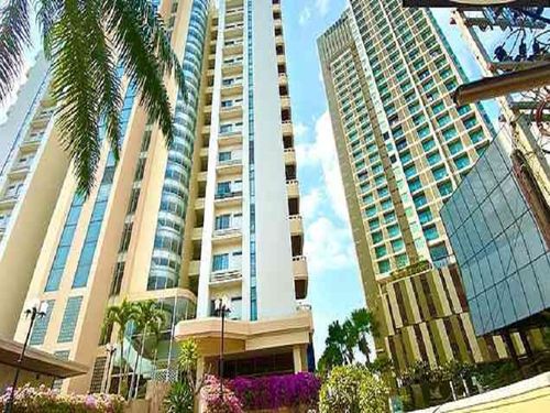 Extra spacious rooms! Sriracha condo with great views and central location. Sriracha Bayview Condominium.