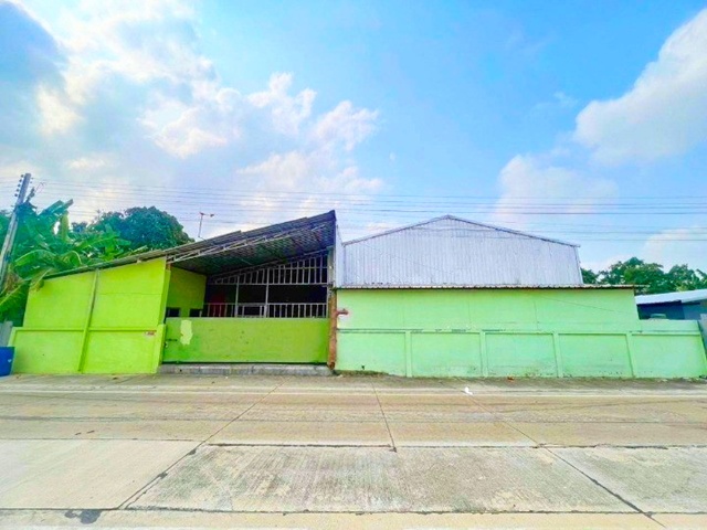 Thanyaburi Motorway warehouse factory. Warehouse factory space 700-800 sq.m. 40% off LamLukKa Expres
