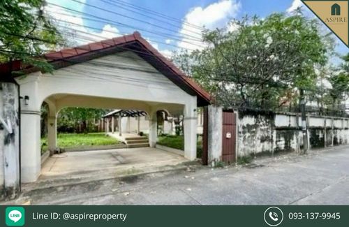 [For Sale] 1-Storey Corner Detached House, Soi Punnavithi 40 (Sukhumvit 101)