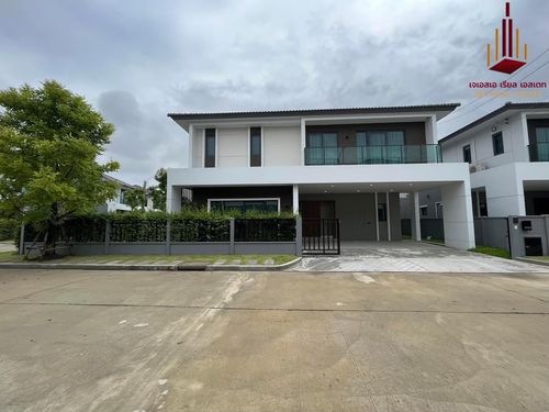✨ For Rent:  CENTRO Vibhavadi ✨  💰 Only 130,000 THB/month
