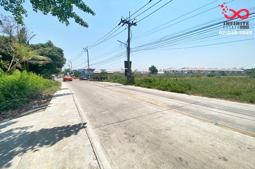 ขายที่ดิน 5 ไร่ 362 ตรว. ถนนนครอินทร์ - ราชพฤกษ์  สะพานพระราม 5 ถมแล้ว เหมาะทำโครงการ