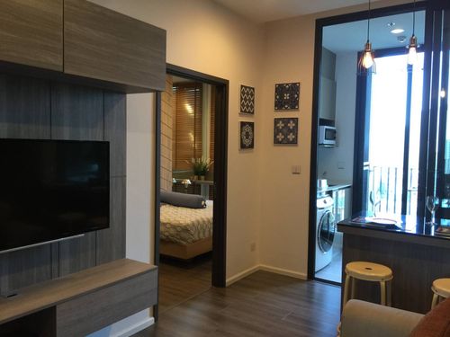 Multiple units available in this project—price is negotiable upon contract! Unit Available at Whizdom Essence