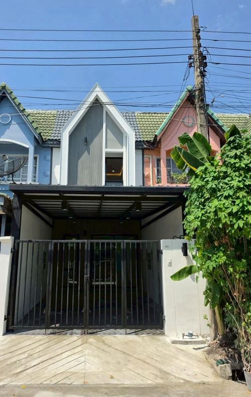 2-story townhome for sale, Tawanna Chatuchot Village 12 (Tawanna Chatuchot 12), size 17 square meters, 2 bedrooms, Chatuchot Road, Or Ngoen Subdistrict, Sai Mai District, Bangkok