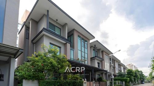 FOR SALE &amp; RENT Luxurious 3-Storey Detached House – Prime Location: Lat Phrao &amp; Ram-Eindra Expresswa