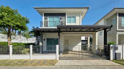 🏡 บ้านหลังมุม สภาพดี มีห้องนอนชั้นล่าง ✨ เซนโทร พระราม 9 - มอเตอร์เวย์ / 4 ห้องนอน (ขาย), Centro Rama 9 - Motorway / 4 Bedrooms (FOR SALE) BZD194