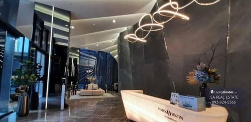 ✨ For Sale: Park Origin Phayathai Condo ✨ 💰 Only 5,500,000 THB ราคาดีสุดในตึกครับ มีห้องจริง ยินดีให้บริการครับสนใจติดต่อ คุณเจมส์มาร์