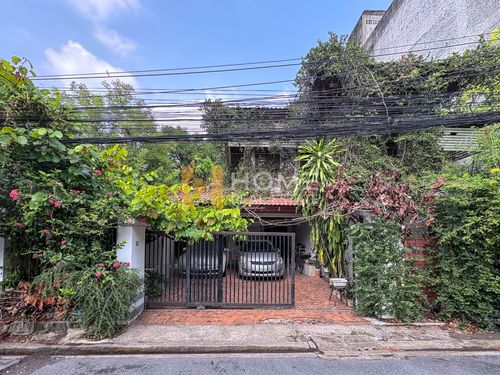 บ้านเดี่ยวลาดพร้าว 42 / 4 ห้องนอน (ขาย), Single House Lat Phrao 42 / 4 Bedrooms (FOR SALE) TPM402
