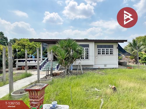 Single house for sale with land, area 3 rai 2 ngan 4 square wah, Krathum Baen, Samut Sakhon, next to the Tha Chin River.