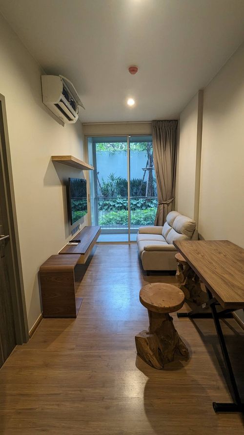 คิว ประสานมิตร ให้เช่า 1 นอน 1 น้ำ พื้นที่ 38 ตรม  32,000 บาท สนใจโทร น้อง 096-2615656 พร้อมให้นัดหมายเข้าชมทุกวัน  Q Prasarnmit 1bed 1 bath 38 Sq,m Rental price 32,000 Baht   call Nong 096-2615656 Ready to touring everyday   ห้องกว้าง 38 ตรม. พร้อมอยู่ได