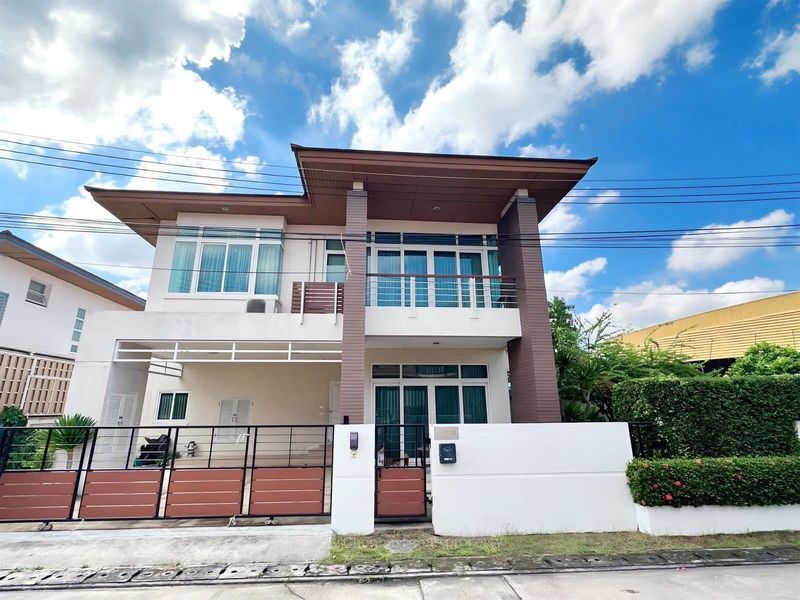 ขายบ้านเดี่ยว 2 ชั้น ศรีราชา 4 ห้องนอน ในโครงการ The Boulevard Sriracha ทำเลศักยภาพ