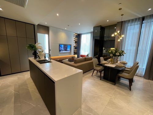 [RARE CORNER UNIT] Hyde Heritage Thonglor – นิยามใหม่แห่งความหรูหราระดับโลก บนทำเลทองหล่อ สัมผัสประสบการณ์การอยู่อาศัยที่เหนือระดับ ในคอนโดมิเนียมระดับ Ultra-Luxury ที่ได้รับแรงบันดาลใจจากสถาปัตยกรรมคลาสสิกของนิวยอร์ก Hyde Heritage Thonglor 