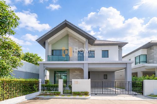 🏡 Great value, like getting a first-hand corner house, this price doesnt come around often 🔥 Bangkok Boulevard Rama 5 / 4 bedrooms (for sale), Bangkok Boulevard Rama 5 / 4 Bedrooms (FOR SALE) BALL303