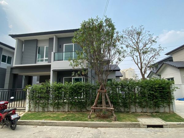 ขายบ้าน  เซนโทร พหลฯ-วิภาวดี 2 วิวสวย หน้ากว้าง คลองหนึ่ง คลองหลวง ปทุมธานี  CX-164357