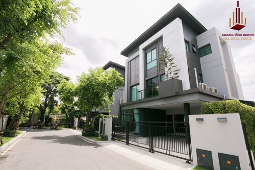 ✨ For Sale: The Gentry Ekamai - Ladprao ✨ 💰 Only 38,000,000 THB