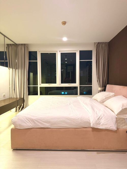 (รหัส SM1904) ขายคอนโด โครงการ The Bangkok Sathorn - Taksin : เดอะ แบงค็อค สาทร - ตากสิน