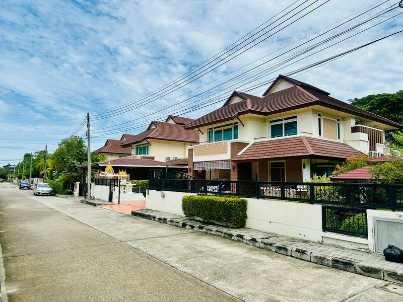 บ้านเดี่ยวหรู The Boulevard ศรีราชา พื้นที่กว้าง พร้อมความเป็นส่วนตัว