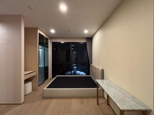 ปล่อยเช่าคอนโดทำเลทอง ใจกลางเมือง ✨Ashton Chula-Silom ห้องสวย พร้อมอยู่!🛏 Studio 24 ตร.ม. 23,000 บาท/เดือน📞Phat 064-642-8664