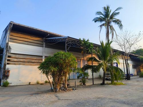 Warehouse for rent, Rama 2 Road, with 4-story office, area 3 rai, warehouse usable area 1200 sq m. + office 1200 sq m.