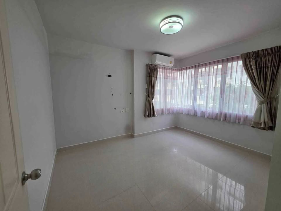 (รหัส SM1960) ขายคอนโด โครงการ Baan Suan Lasalle : บ้านสวนลาซาล
