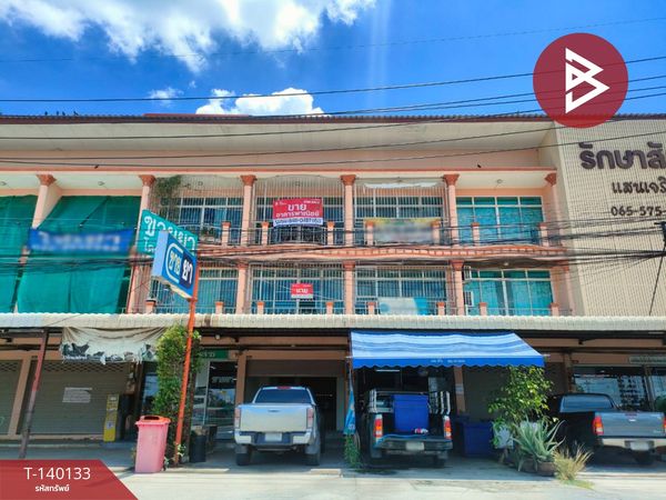 Commercial building for sale, 3 floors, area 24 sq m, Khlong Na Subdistrict, Chachoengsao.