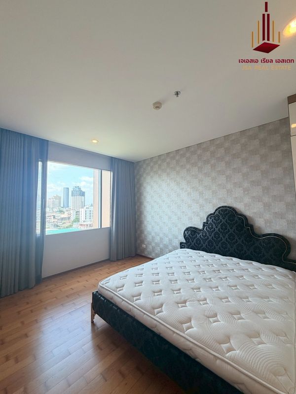 ✨ For Sale: Villa Sathorn Condo ✨ 💰 Only 4,750,000 THB