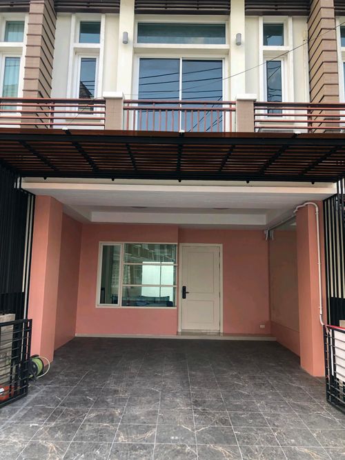 Townhome for sale/SALE✨ Premium Place Ekkamai-Ramindra (Premium Place Village Ekkamai-Ramintra)