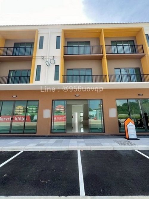 Svs332 For Rent: Unfurnished 3-story Townhome Office, The Connect Biz Town Bangna Theparak. Line ID: @956uovqp