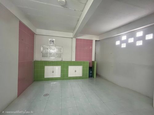 Prime Location Commercial Building – 2 Units, Newly Renovated! Ideal for business, retail shops, or rental investment.
