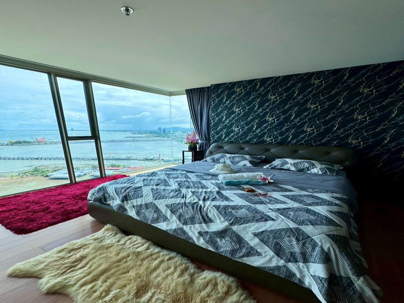ให้เช่าคอนโดติดทะเล Marina Bayfront ศรีราชา ห้องมุม 2 นอน วิวทะเลเต็มๆ ใกล้ Central