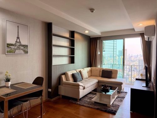 For rent📍The line phaholyothin park(tower a) abstract🛀1 bed 1 bath📞0639399665