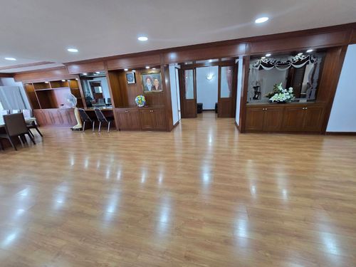 Wattana Height in Sukhumvit Soi 19 for Sale 3 beds 3 baths 330 Sqm  32MB