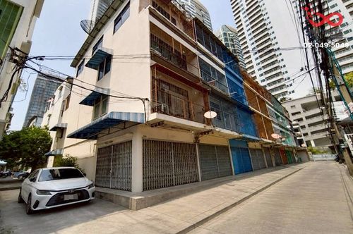 ขายอาคารพาณิชย์ 4 ชั้น สุขุมวิท 22 คลองเตย ใกล้ BTS พร้อมพงษ์–MRT ศูนย์สิริกิติ์