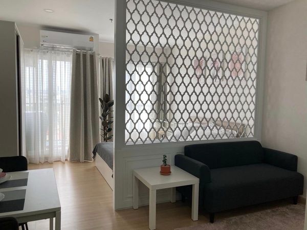 Condo ready to move in, fully furnished, good view, 2 ways in and out, near 7-Eleven and Tops.