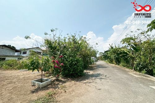 Land for sale, 65 sq m, Phutthamonthon Sai 2, good location, beautiful plot, near the main road.