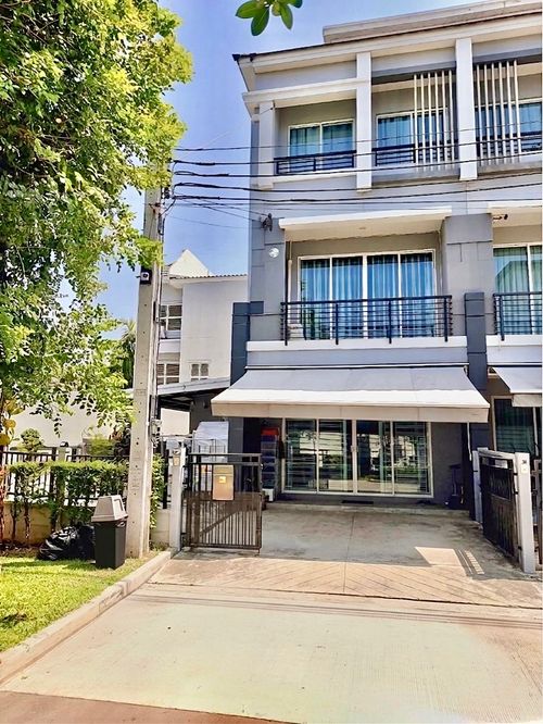 Baan Klang Muang Ratchada - Wongsawang / 4 Bedrooms (FOR SALE) BNS037