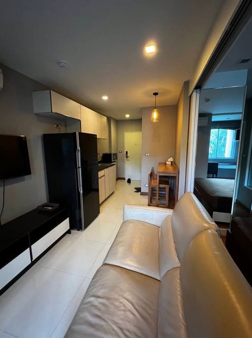 Condo for sale, cheapest price in the project, excellent location, Tree Condo Ekamai (Tree Condo Ekamai), near BTS Ekamai and the expressway.
