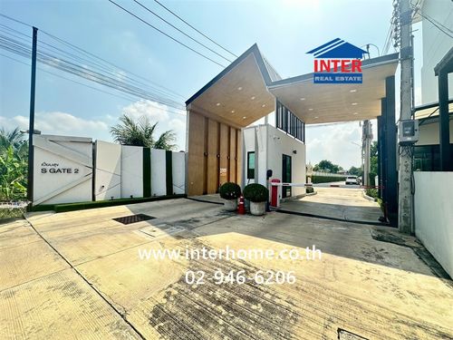Townhouse, 2 floors, 27.3 sq m, Piamsuk Esgate Village 2. Chaengwattana-Kanchanaphisek Soi Mosura Pak Khlong Lam Ri Nonthaburi-Bang Bua Thong Bridge Road Highway 9, Bang Bua Thong, Nonthaburi