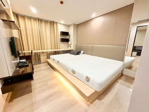 ★ The Address Pathumwan ★ 70 sq m, 4th floor (2 bedrooms, 2 bathrooms), ★ Near BTS Ratchathewi ★ Near Siam Paragon, Siam Square, ★ Numerous amenities ★ Fully furnished with appliances ★