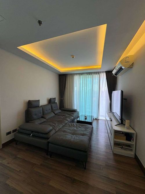 FQ Condo for sale The Peak Towers price 3,000,000 baht [MKs260402]