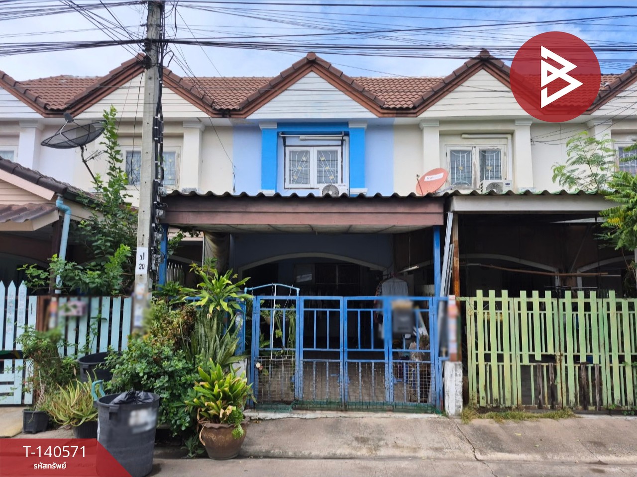 Townhouse for sale Pruksa Village 28/1 Bang Pu-Phraeksa Industrial Estate, Samut Prakan, ready to move in.