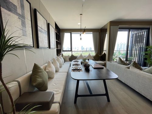 [Rare Unit] วิวโค้งน้ำเจ้าพระยา & ห้องนอนกระจกเข้ามุม! ขาย 2BR The Crown Residences (พระราม 4) คอนโดระดับ Luxury สุดส่วนตัว