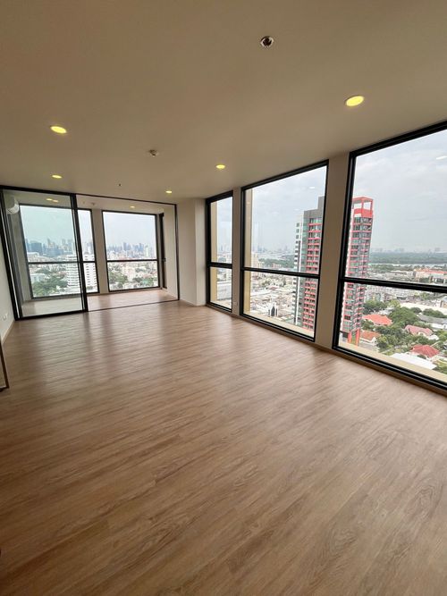 SL174/Luxury condo for rent The Issara Sathorn (The Issara Sathorn)