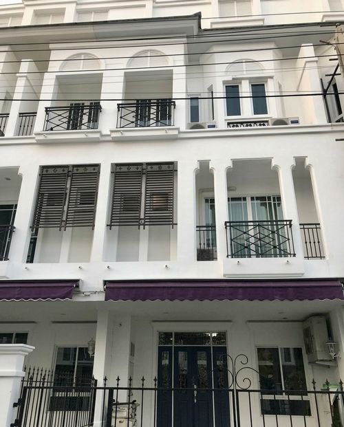 ลีออง ซอยสุขุมวิท 62 / 4 ห้องนอน (ขาย), Leong Village Sukhumvit 62 / 4 Bedrooms (FOR SALE) GNG041