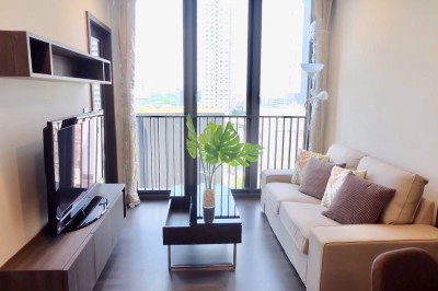 🔥For Rent Now🔥 The Line Asoke Ratchada, near MRT Rama 9 (only 300 m away) + Large room with Walk-in Closet, a rare find in this area! 🚆✨ Comfortable living, complete functionality, in the heart of the city.