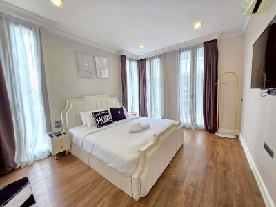 🔥Urgent Sale+🔥 749 Residence, near BTS Phrom Phong Station. Fully furnished and ready to move in.