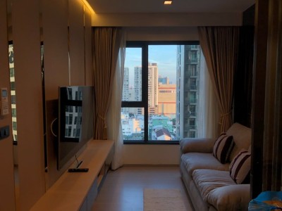 🔥ให้เช่าด่วน🔥Life Asoke Rama 9  📍 MRT พระราม 9 ~300 ม. (เดิน ~5 นาที) 🚇