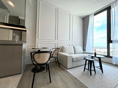 🔥For Rent Immediately🔥 The Crest Park Residences Luxury Condo, next to BTS/MRT Ha Yaek Ladprao station, high floor with city view.